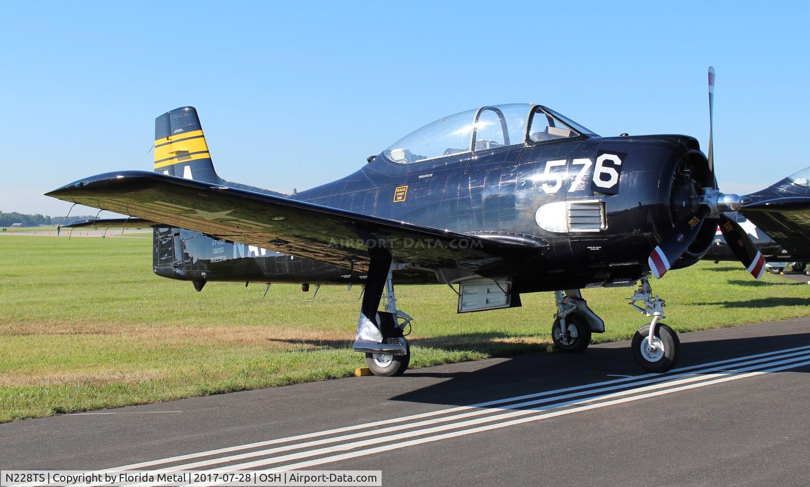 N228TS, 1954 North American T-28D Trojan C/N 200-422, Trojan