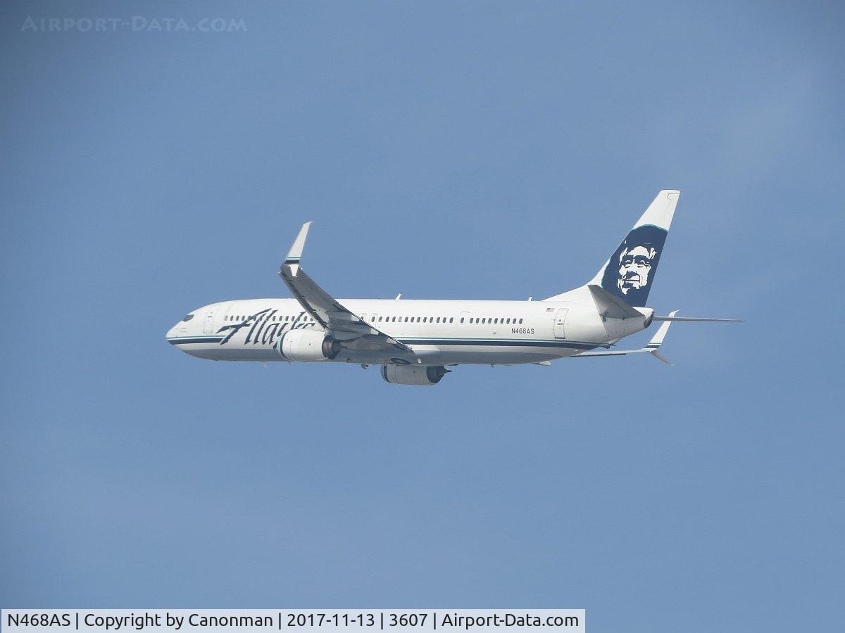 N468AS, 2014 Boeing 737-990/ER C/N 41735, Taking off