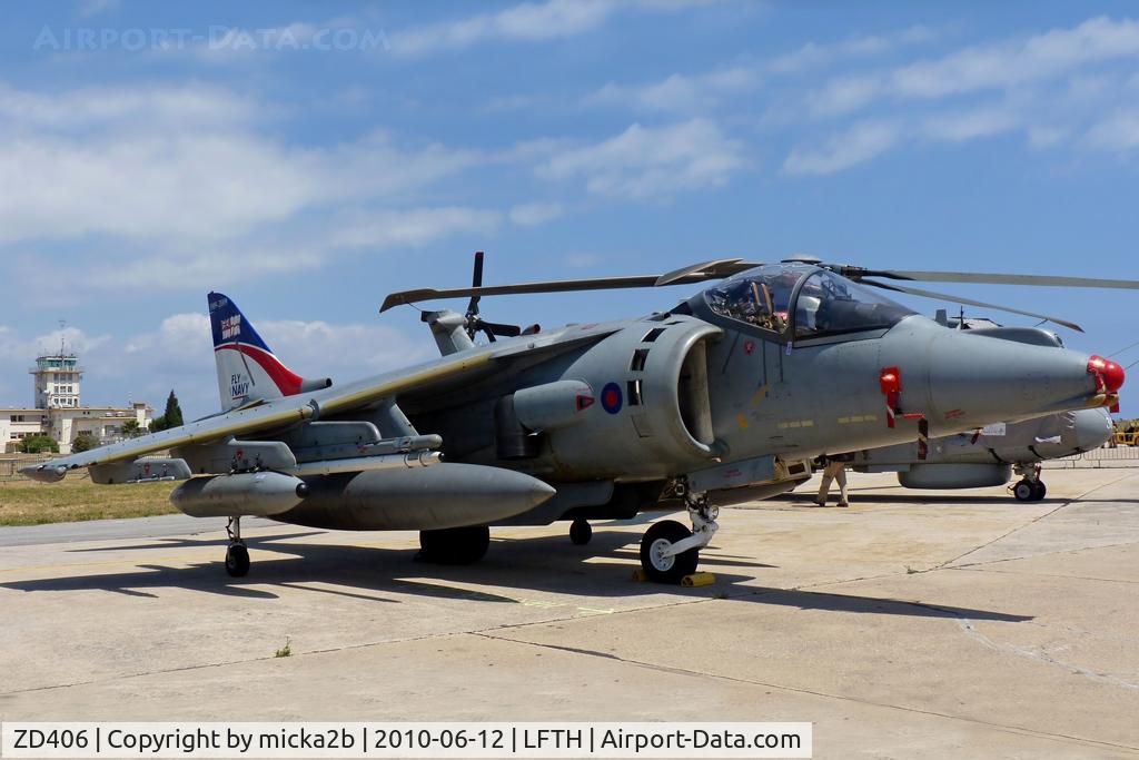 ZD406, 1989 British Aerospace Harrier GR.9 C/N P35, Parked