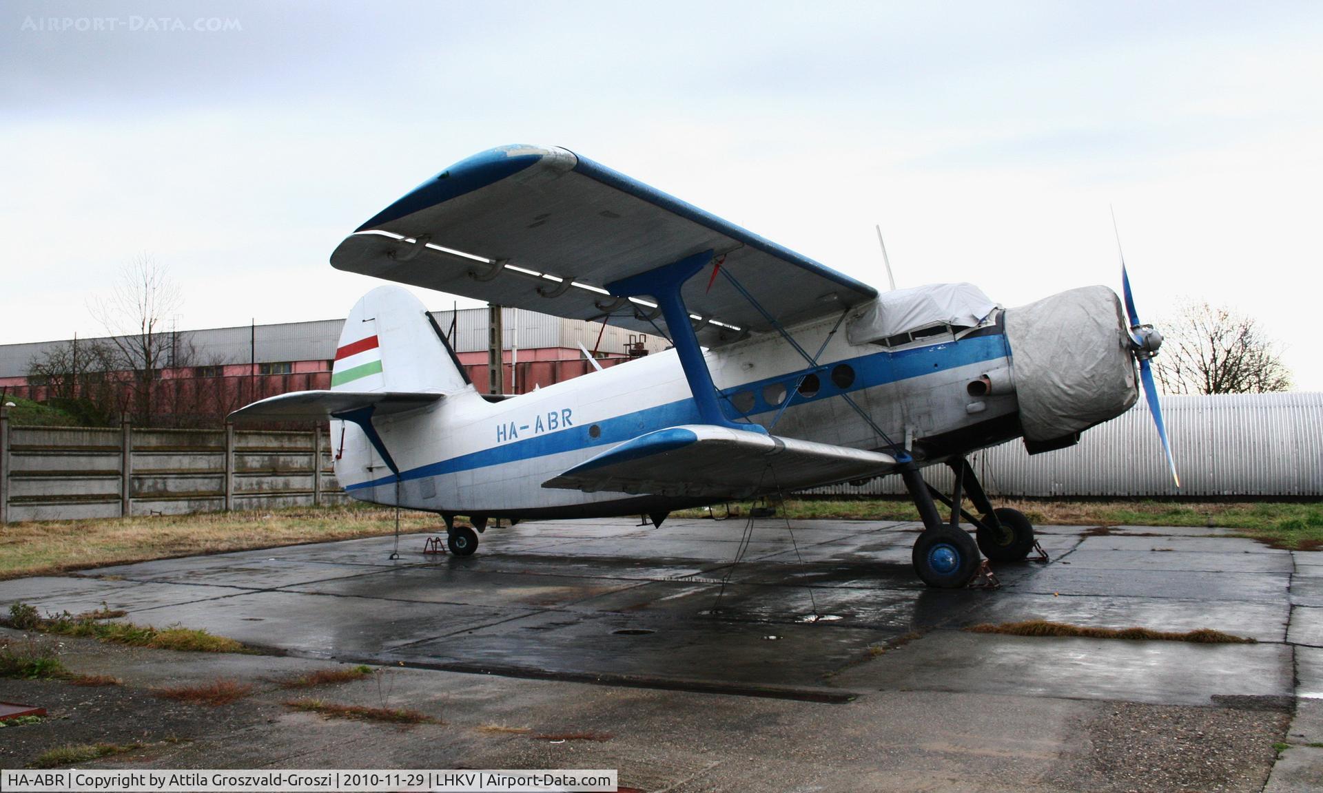 HA-ABR, 1976 PZL-Mielec An-2R C/N 1G174-08, Kaposújlak Airport, Hungary