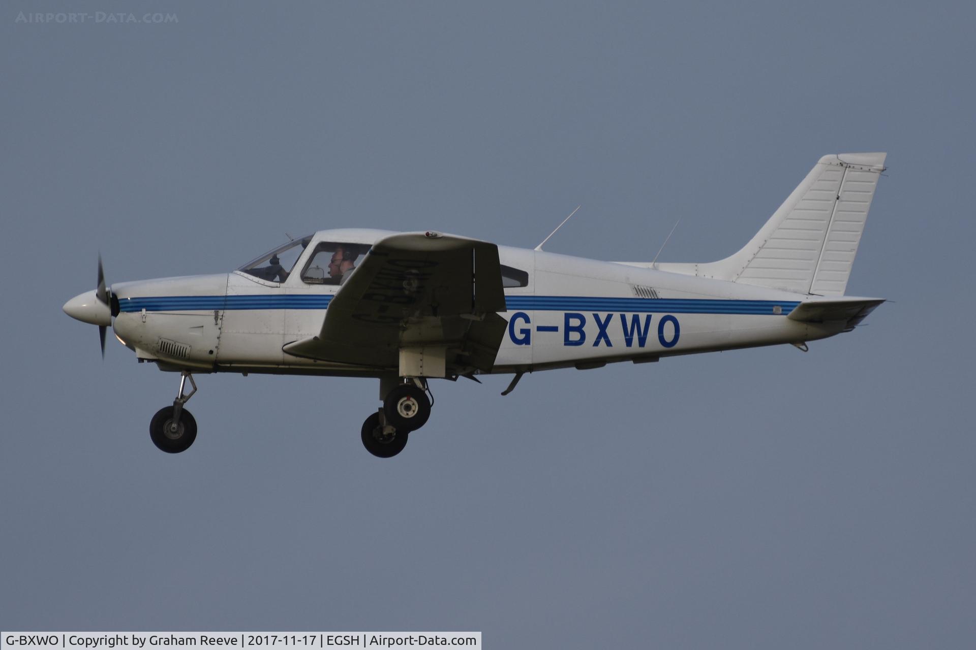 G-BXWO, 1981 Piper PA-28-181 Cherokee Archer II C/N 28-8190311, Landing at Norwich.