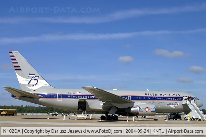 N102DA, 1982 Boeing 767-232 C/N 22214, Boeing 767-232  