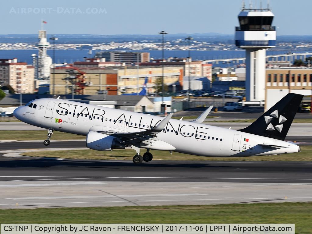 CS-TNP, 2004 Airbus A320-214 C/N 2178, TAP Air Portugal (Star Alliance Livery) take off runway 03