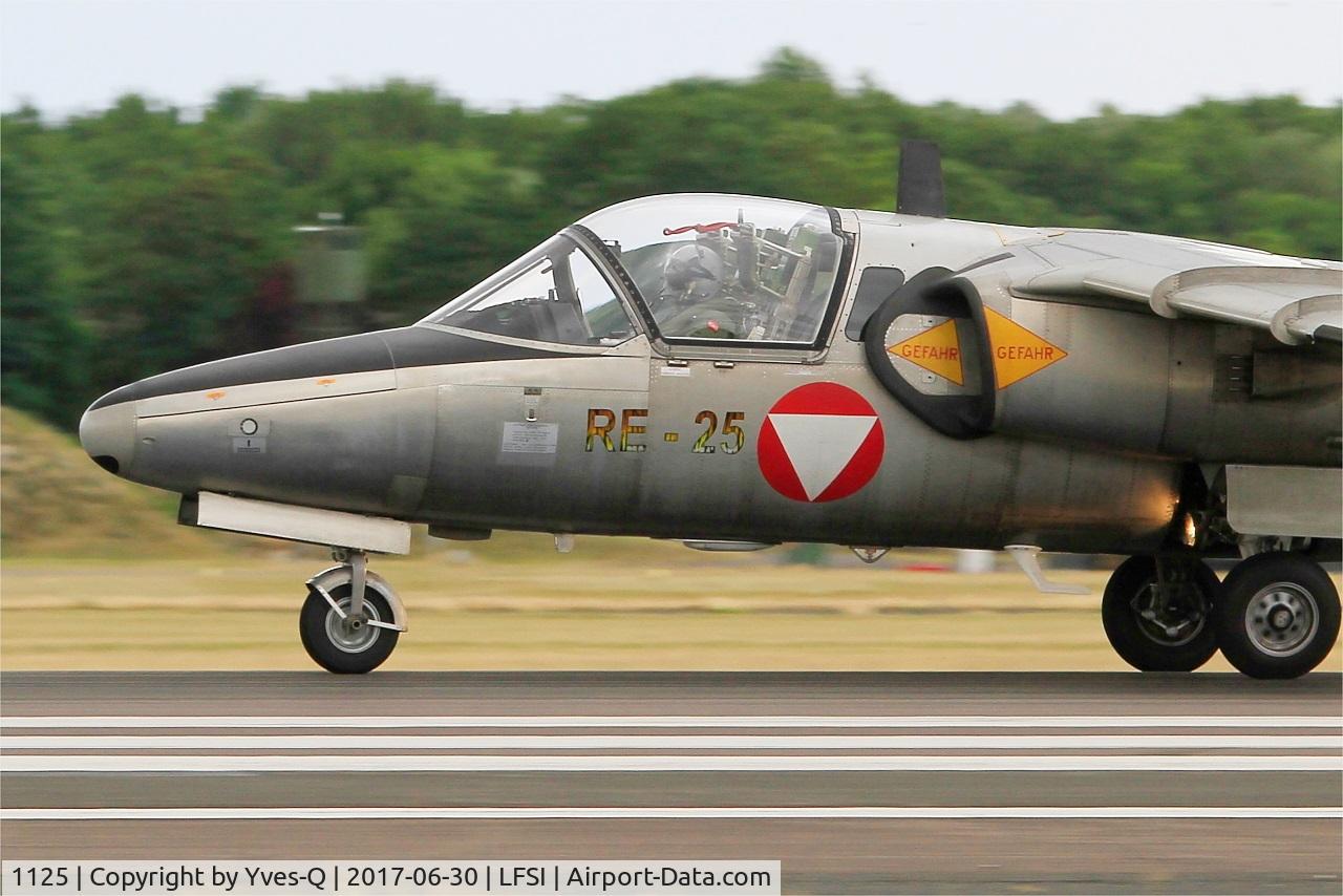 1125, Saab 105OE C/N 105425, Saab 105OE, Landing rwy 29, St Dizier-Robinson Air Base 113 (LFSI) Open day 2017