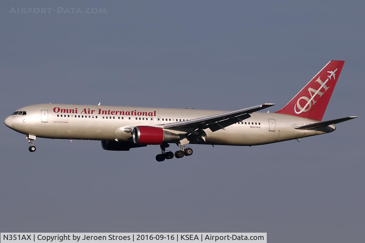 N351AX, 1995 Boeing 767-33A C/N 27908, KSEA
