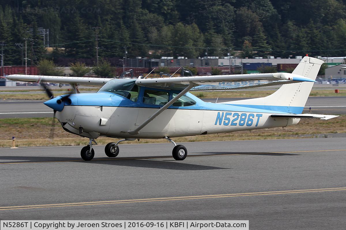 N5286T, 1984 Cessna R182 Skylane RG C/N R18201849, KBFI