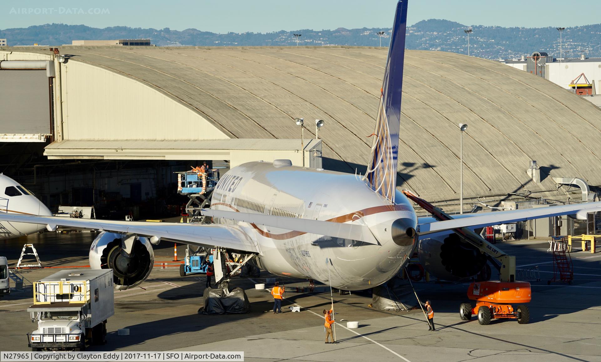 N27965, 2016 Boeing 787-9 Dreamliner C/N 37815, SFO 2017.