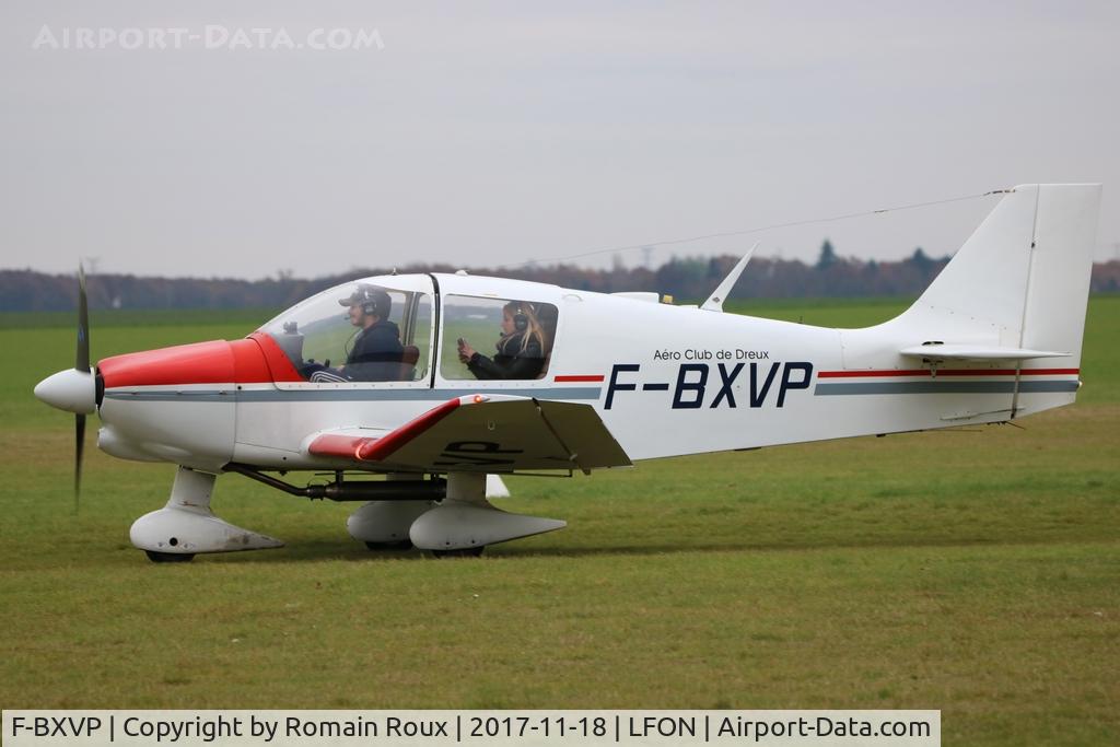 F-BXVP, Robin DR-400-120 Petit Prince C/N 1104, Taxiing