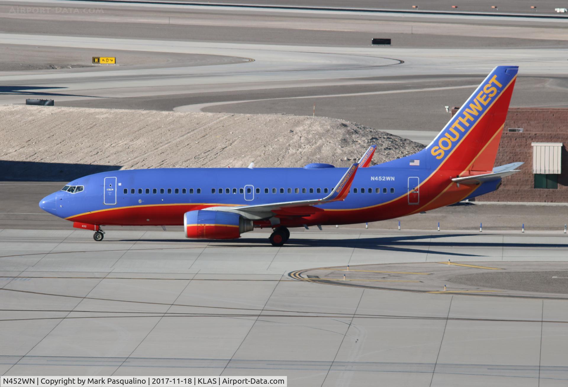 N452WN, 2004 Boeing 737-7H4 C/N 29846, Boeing 737-700