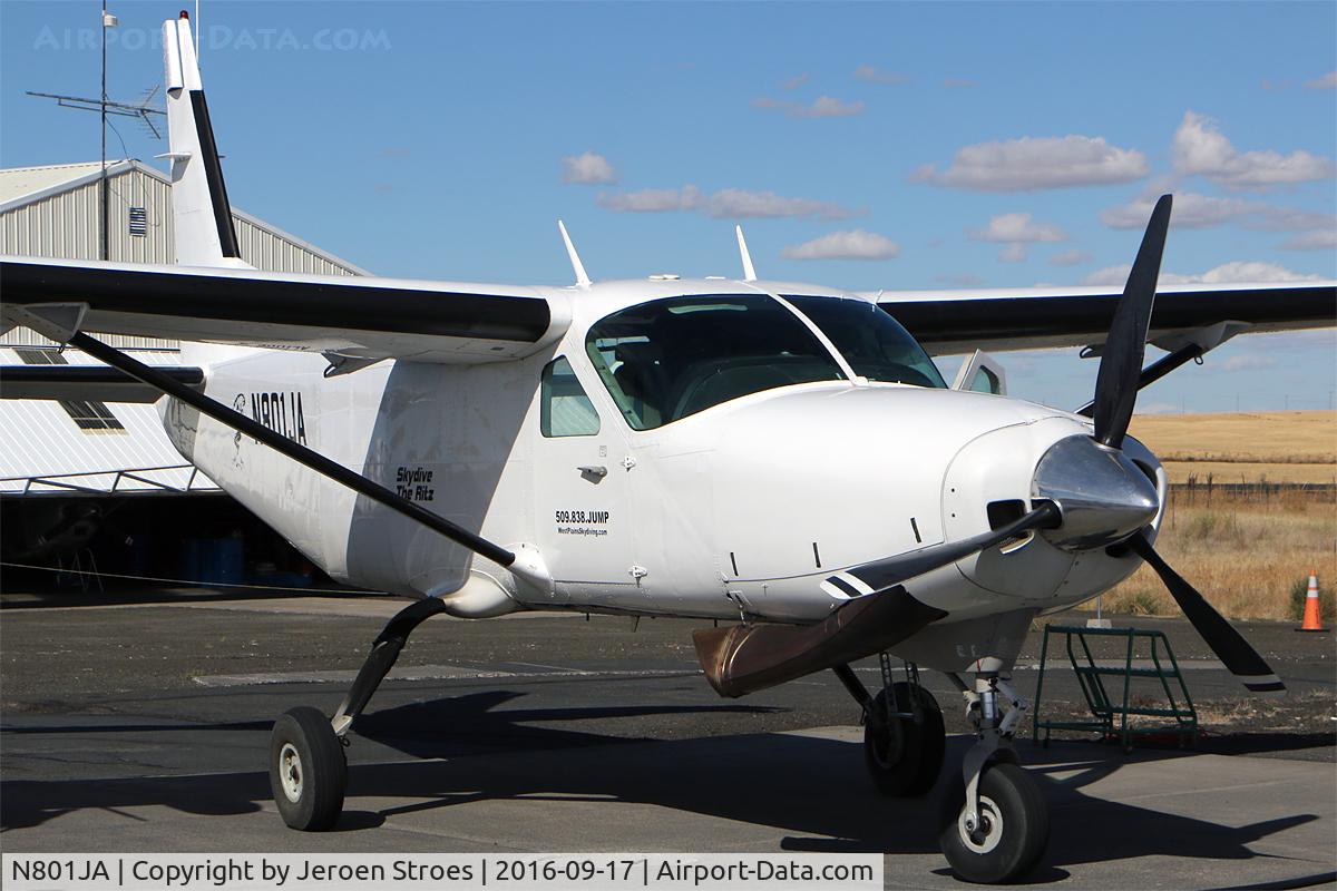 N801JA, 1985 Cessna 208 Caravan I C/N 20800009, West Plaines Skydiving Ritzville, USA, Washington