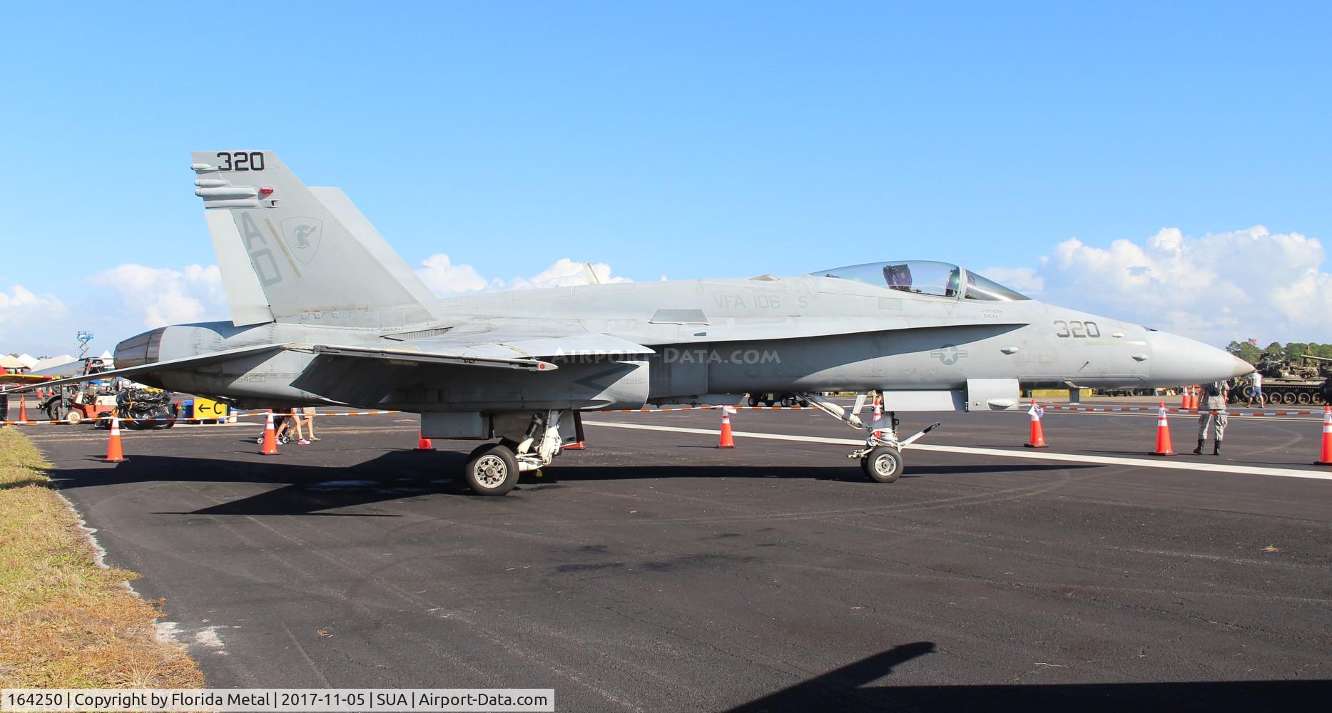 164250, McDonnell Douglas F/A-18C Hornet C/N 1013/C232, F-18C