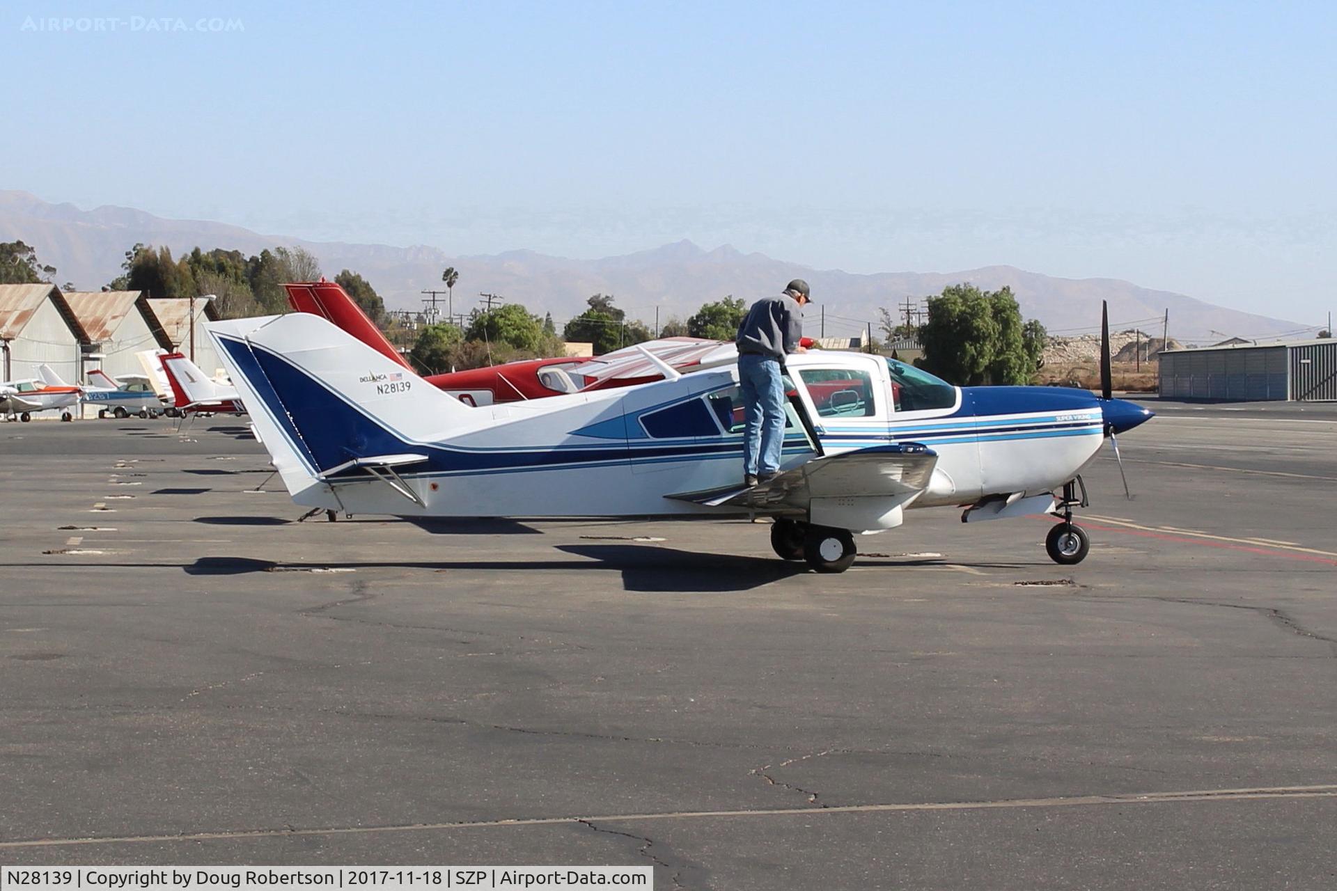 N28139, 1980 Bellanca 17-30A Viking C/N 80-30983, 1980 Bellanca 17-30A VIKING, Continental IO-520 300/285 Hp, preparing for departure
