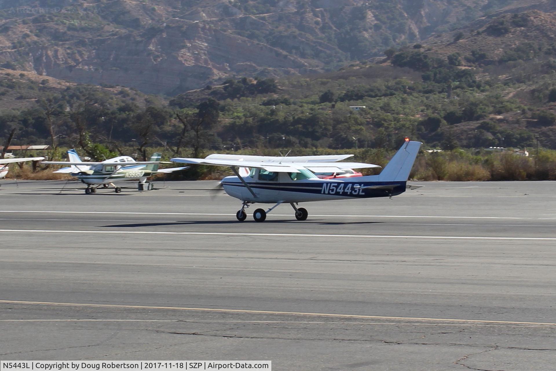 N5443L, 1980 Cessna 152 C/N 15284315, 1980 Cessna 152, Lycoming O-235 115 Hp, landing roll Rwy 04