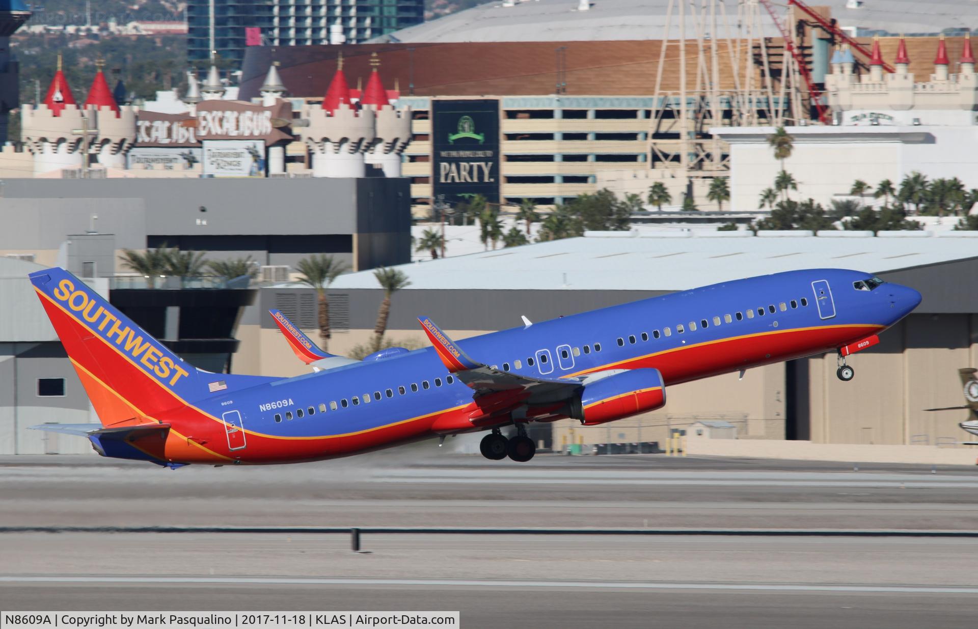 N8609A, 2013 Boeing 737-8H4 C/N 36893, Boeing 737-800