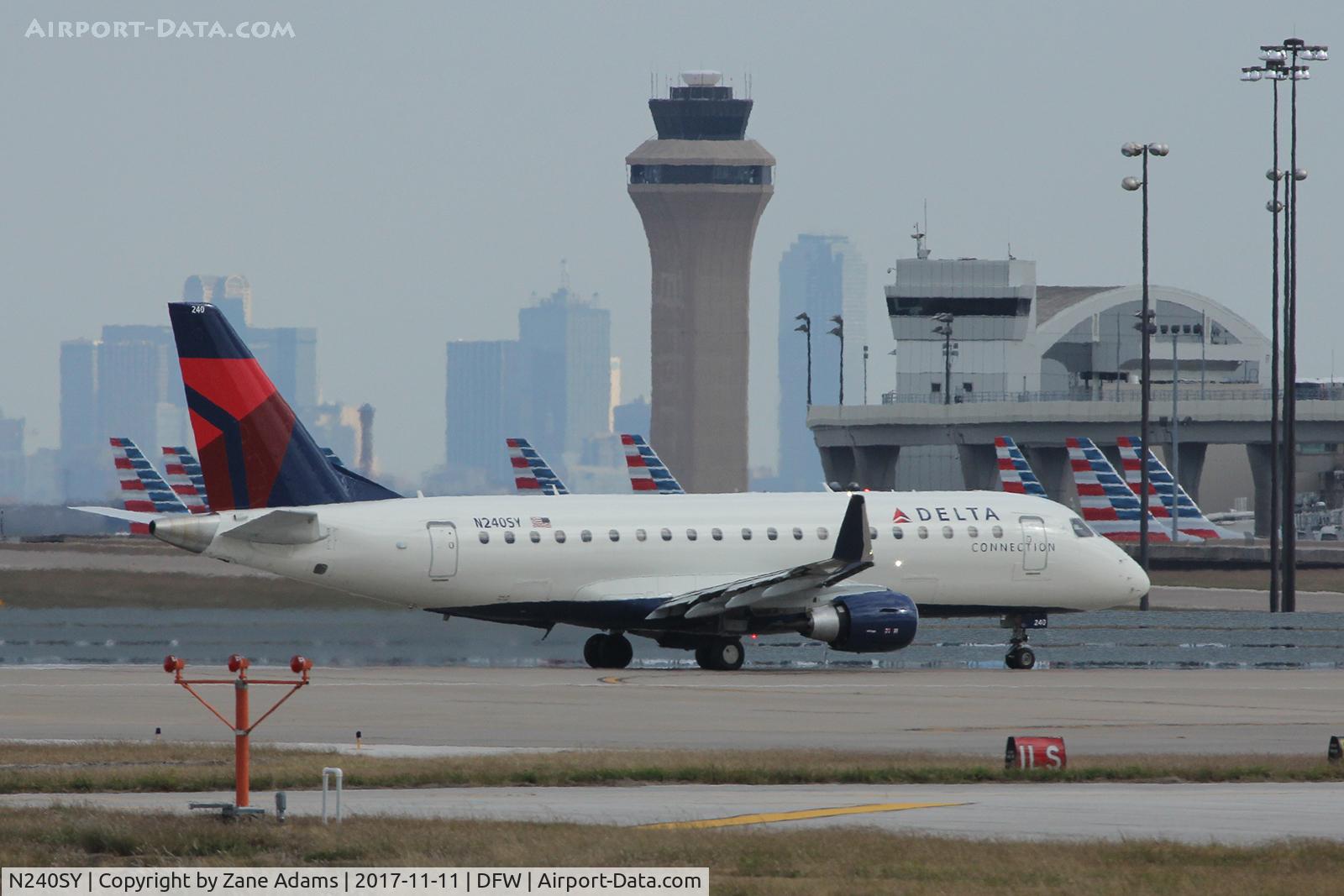 N240SY, 2016 Embraer 175LR (ERJ-170-200LR) C/N 17000580, Departing DFW Airport