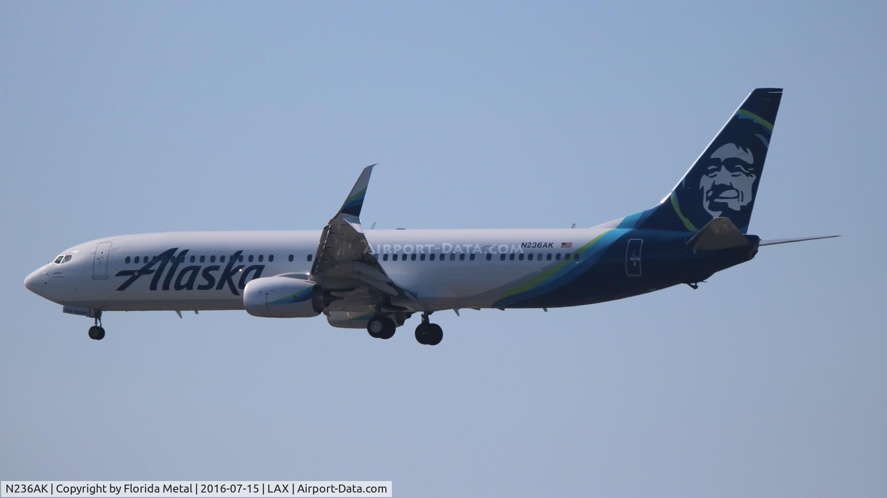N236AK, 2016 Boeing 737-990/ER C/N 36351, Alaska