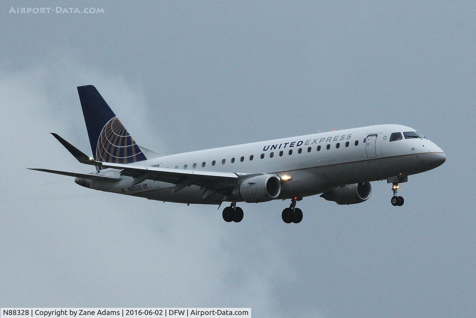 N88328, 2015 Embraer 175LR (ERJ-170-200LR) C/N 17000480, Arriving at DFW Airport