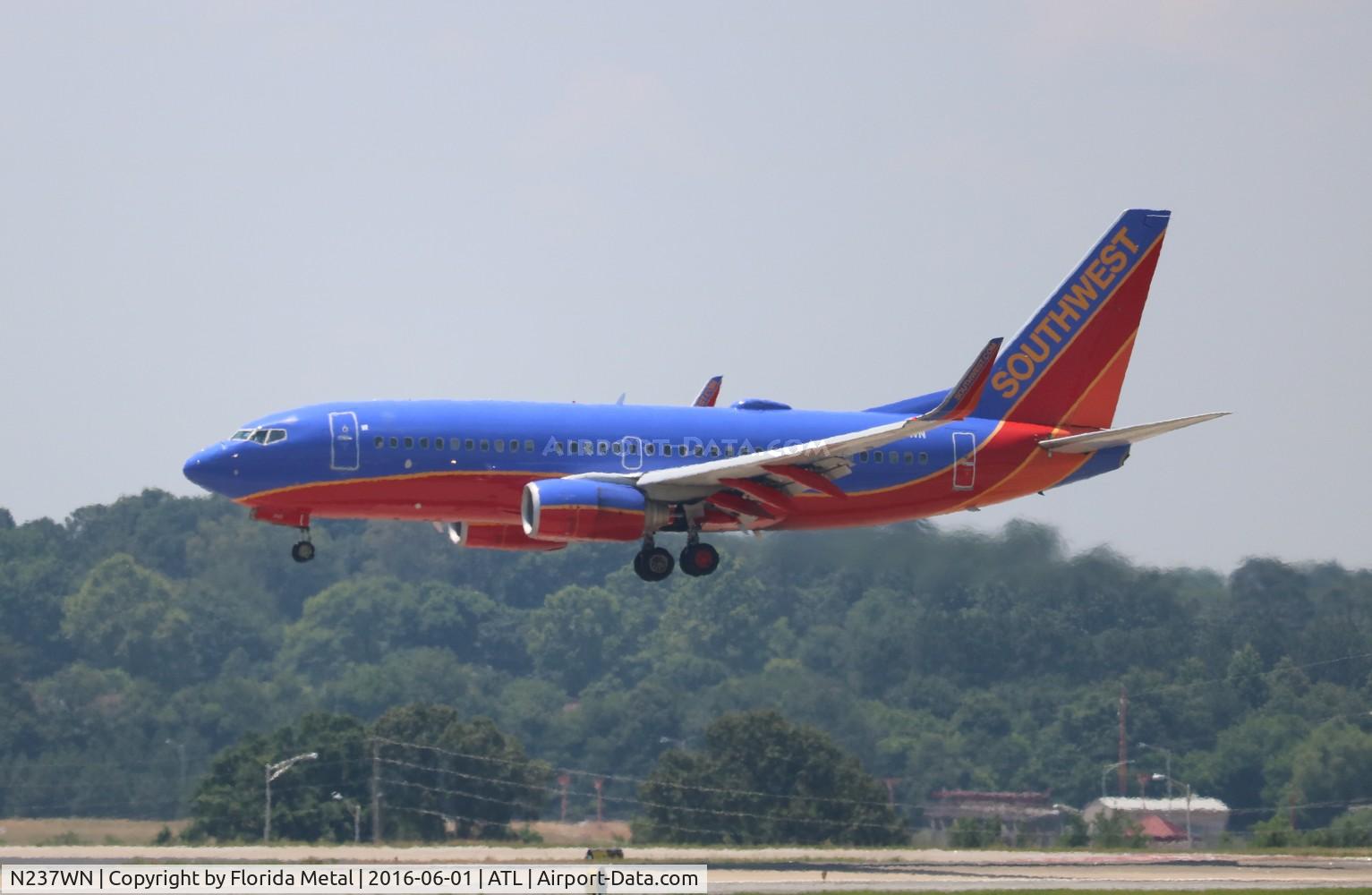 N237WN, 2006 Boeing 737-7H4 C/N 34632, Southwest