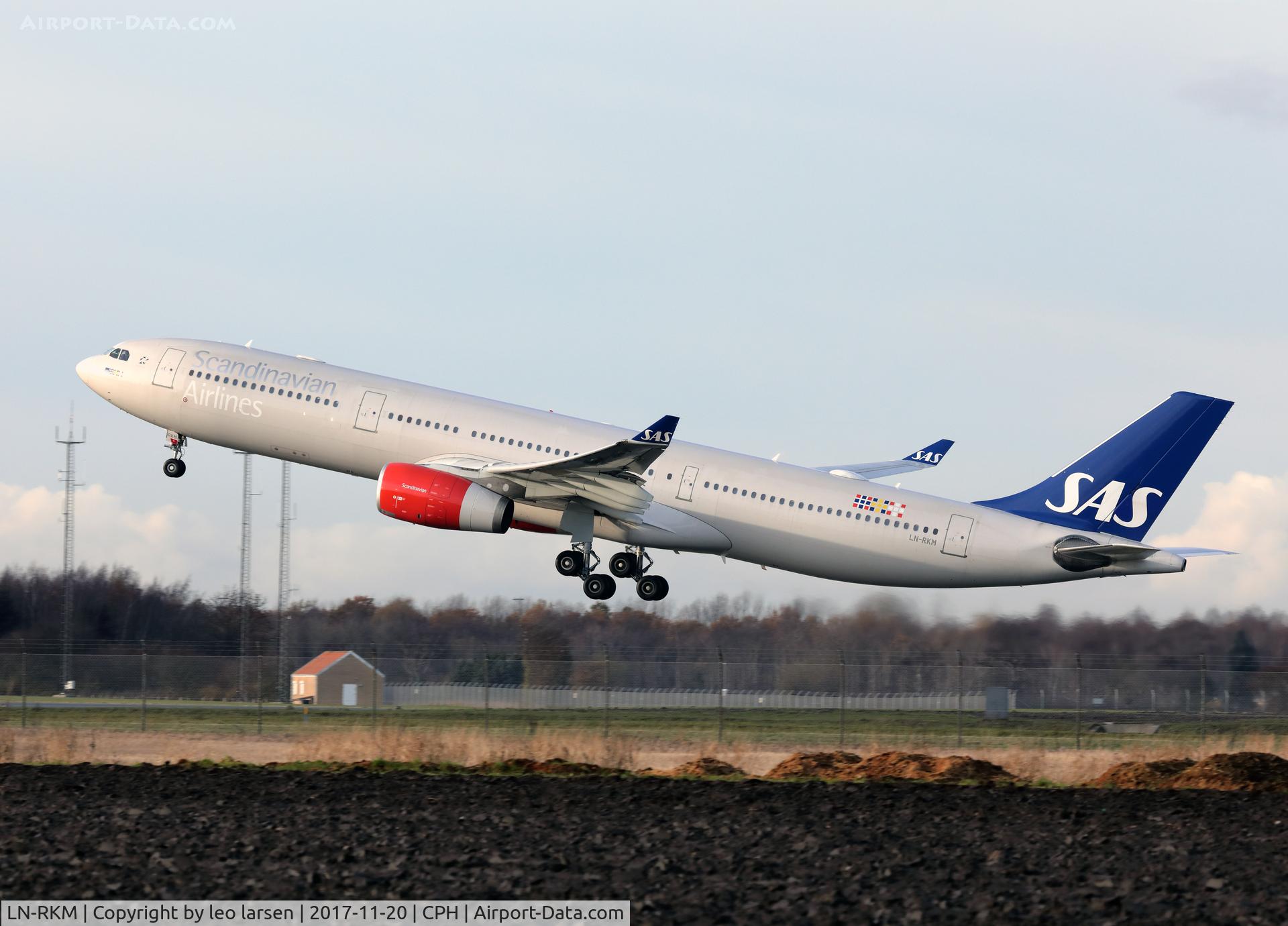 LN-RKM, 2002 Airbus A330-343X C/N 496, Copenhagen Kastrup  20.11.17