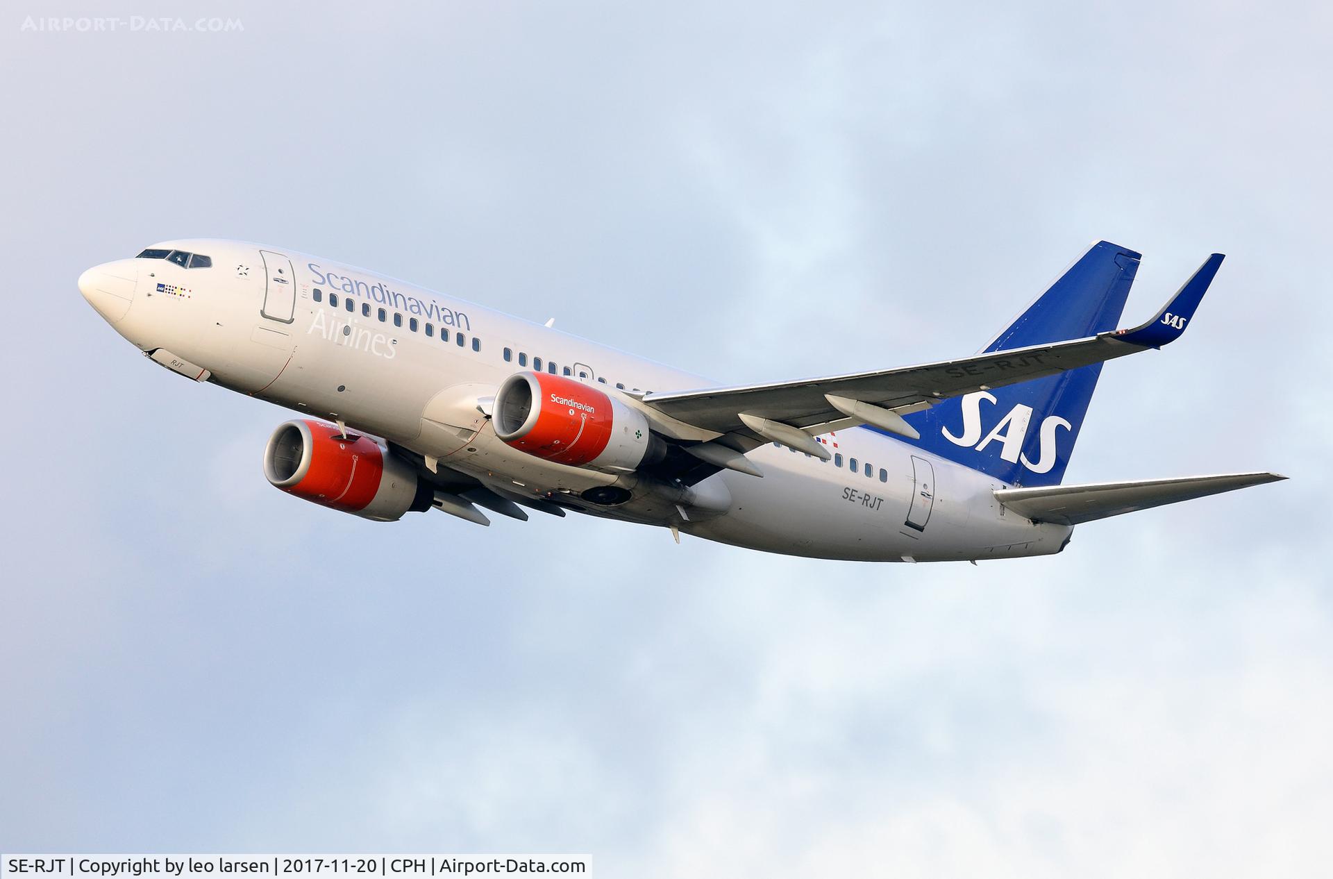 SE-RJT, 2004 Boeing 737-76N C/N 32741, Copenhagen Kastrup 20.11.2017