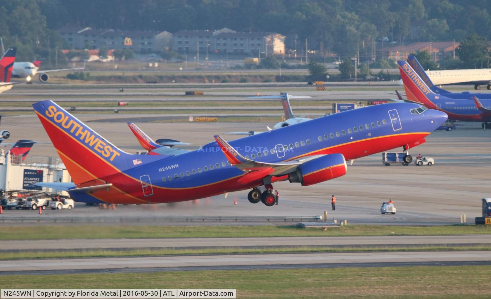 N245WN, 2006 Boeing 737-7H4 C/N 32506, Southwest