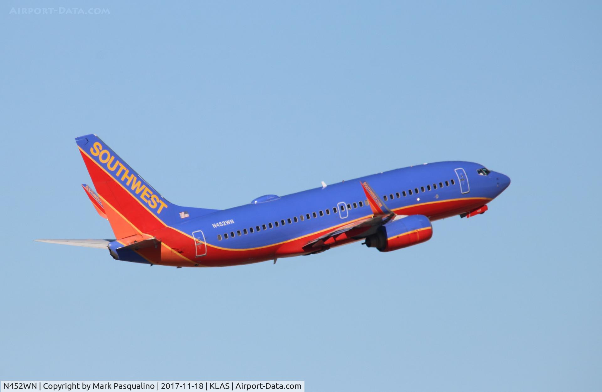 N452WN, 2004 Boeing 737-7H4 C/N 29846, Boeing 737-700