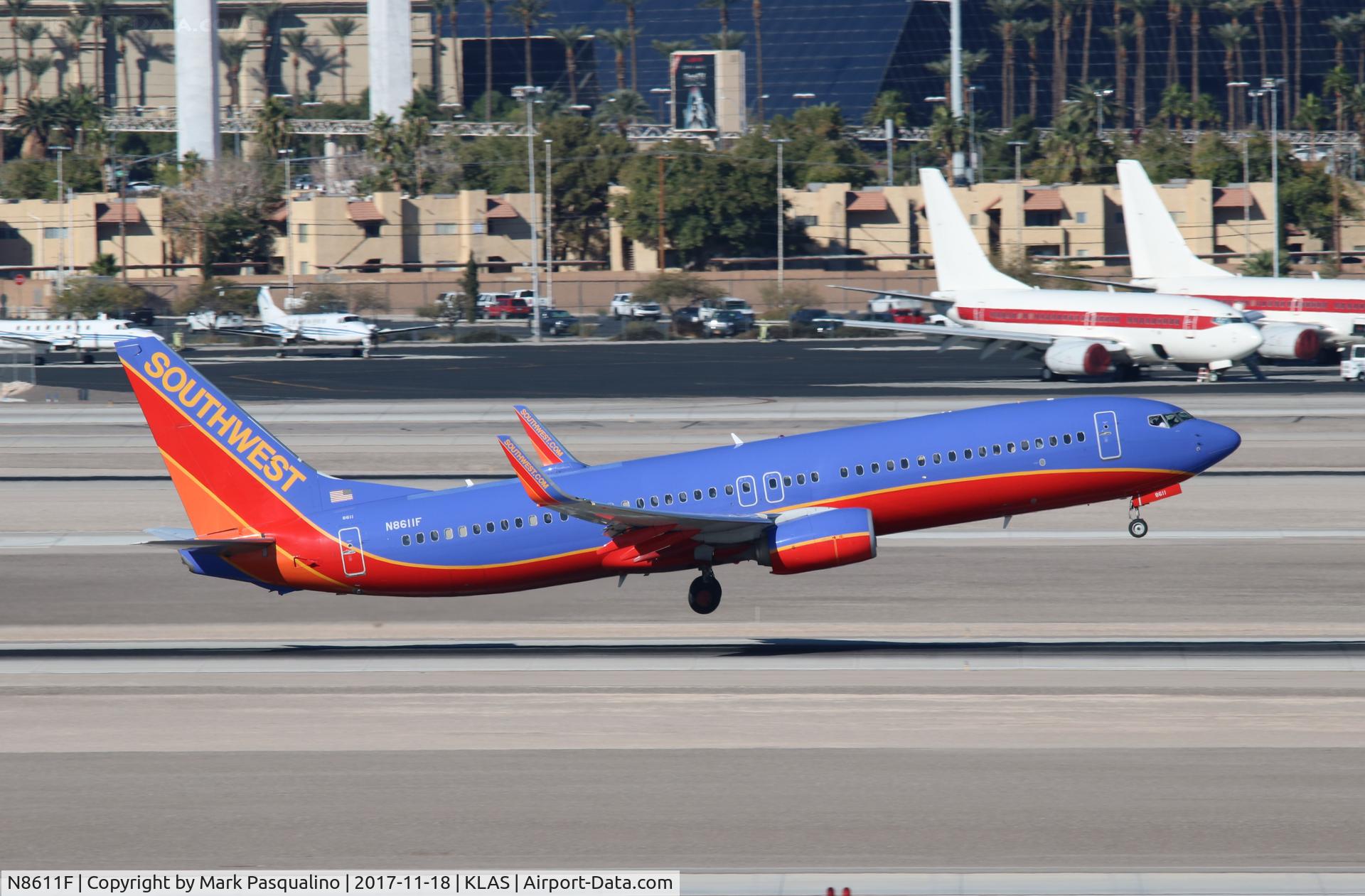N8611F, 2013 Boeing 737-8H4 C/N 36892, Boeing 737-800