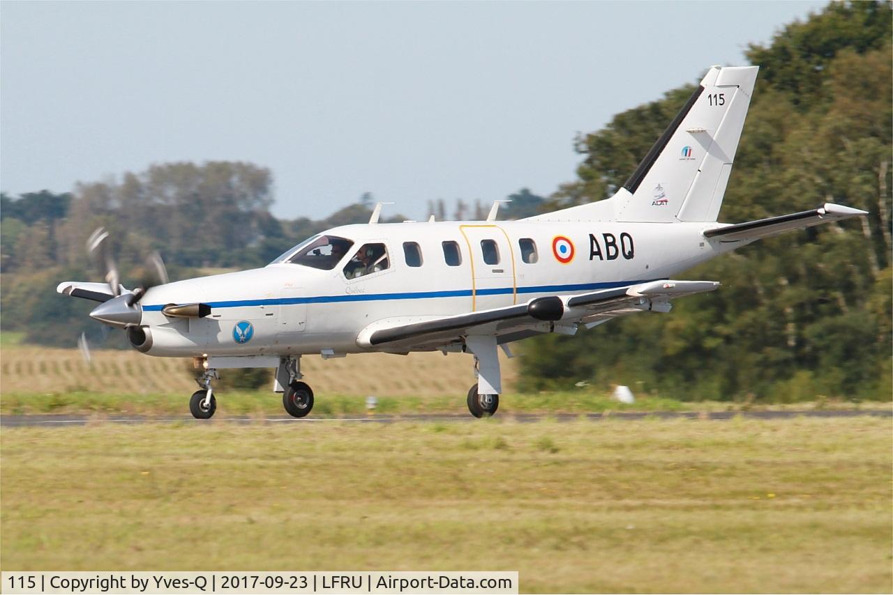 115, Socata TBM-700 C/N 115, Socata TBM-700, Take off rwy 23, Morlaix-Ploujean airport (LFRU-MXN) air show 2017