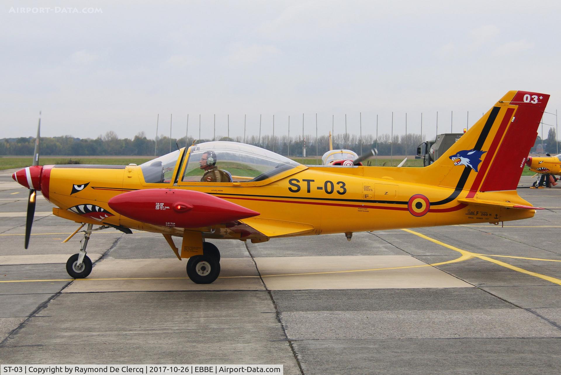 ST-03, SIAI-Marchetti SF-260MB C/N 10-03, Repainted in yellow color.