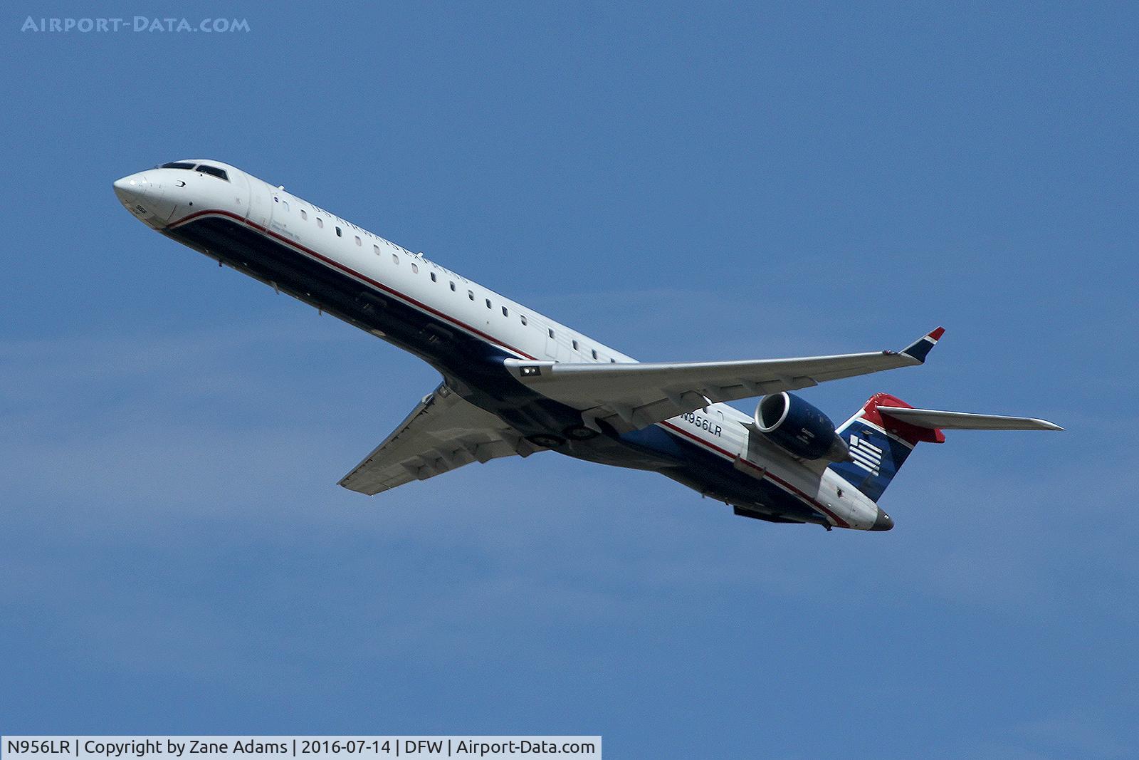 N956LR, 2005 Bombardier CRJ-900ER (CL-600-2D24) C/N 15056, Departing DFW Airport