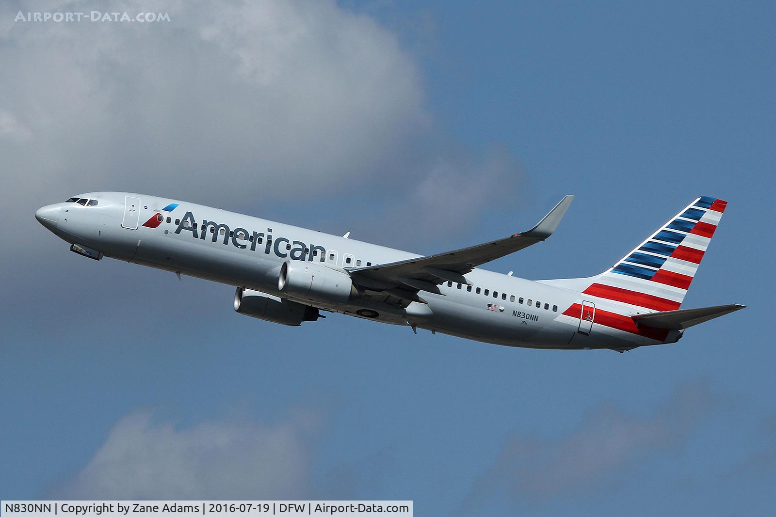 N830NN, 2010 Boeing 737-823 C/N 31091, Arriving at DFW Airport