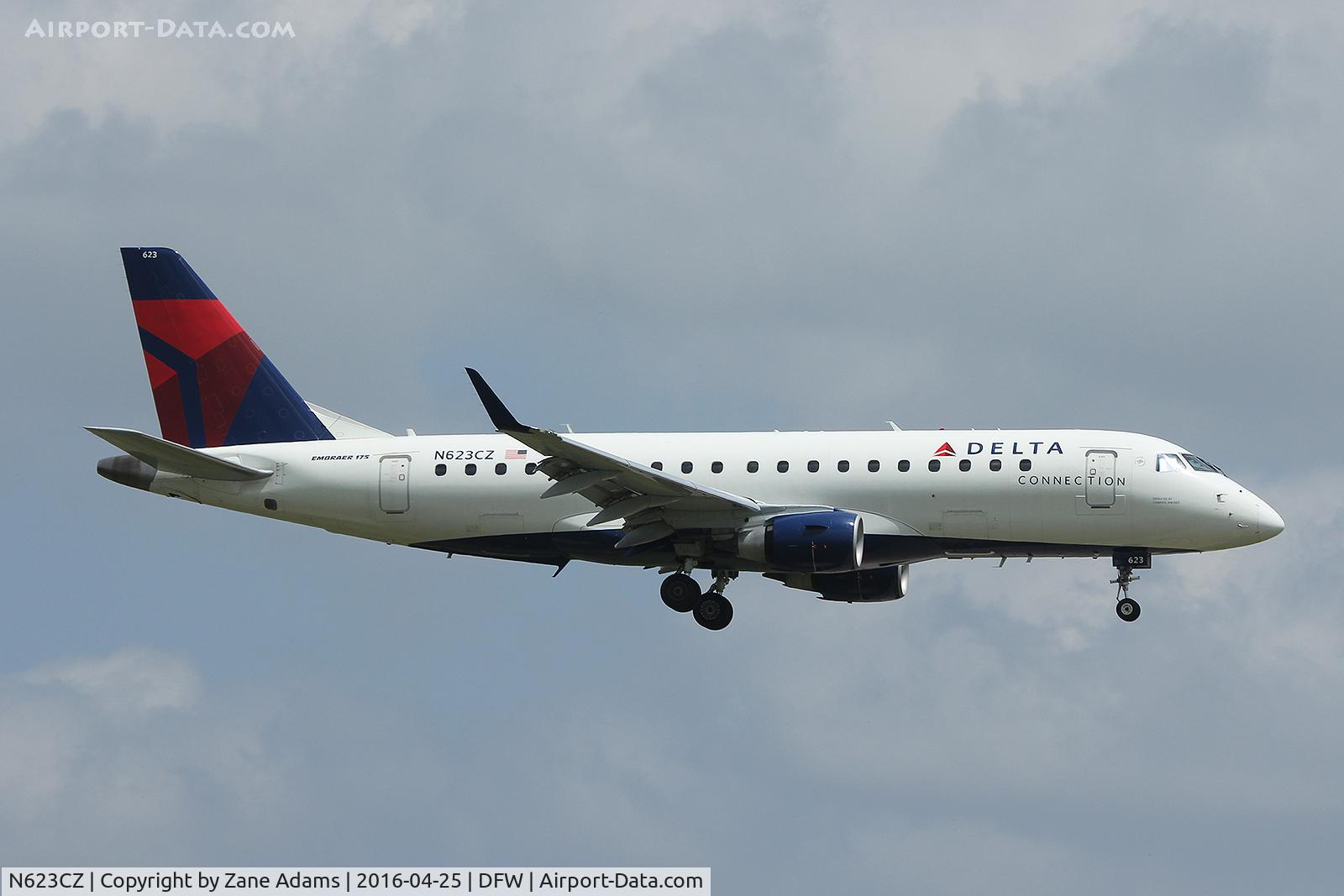 N623CZ, 2008 Embraer 175LR (ERJ-170-200LR) C/N 17000221, Arriving at DFW Airport