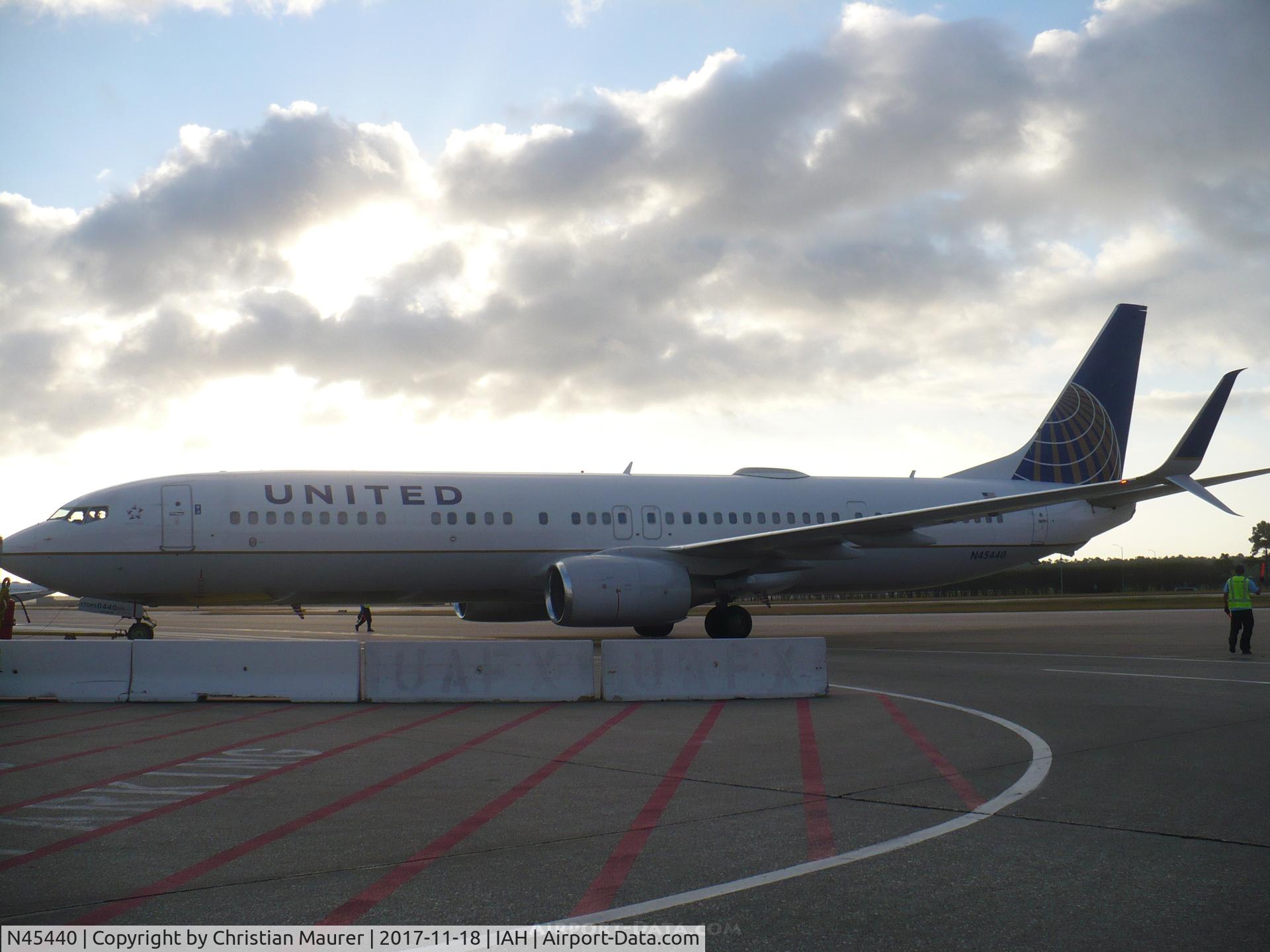 N45440, 2009 Boeing 737-924/ER C/N 33535, Boeing 737-900ER