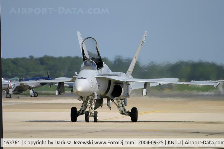 163761, 1989 McDonnell Douglas F/A-18C Hornet C/N 0839, F/A-18C Hornet 163761 AD-301 from VFA-106 