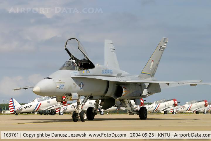 163761, 1989 McDonnell Douglas F/A-18C Hornet C/N 0839, F/A-18C Hornet 163761 AD-301 from VFA-106 