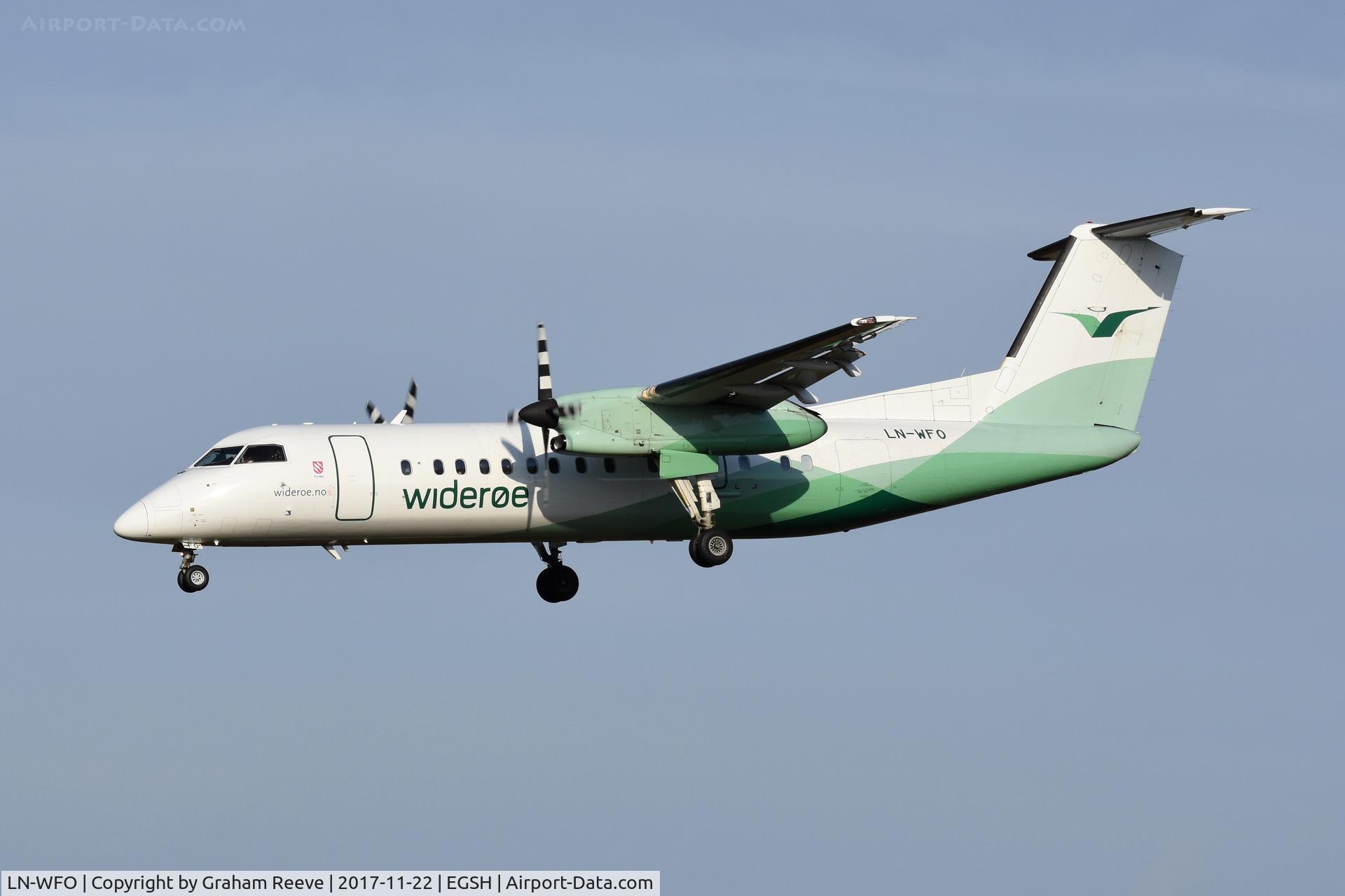LN-WFO, 1997 De Havilland Canada DHC-8-311Q Dash 8 C/N 493, Landing at Norwich.