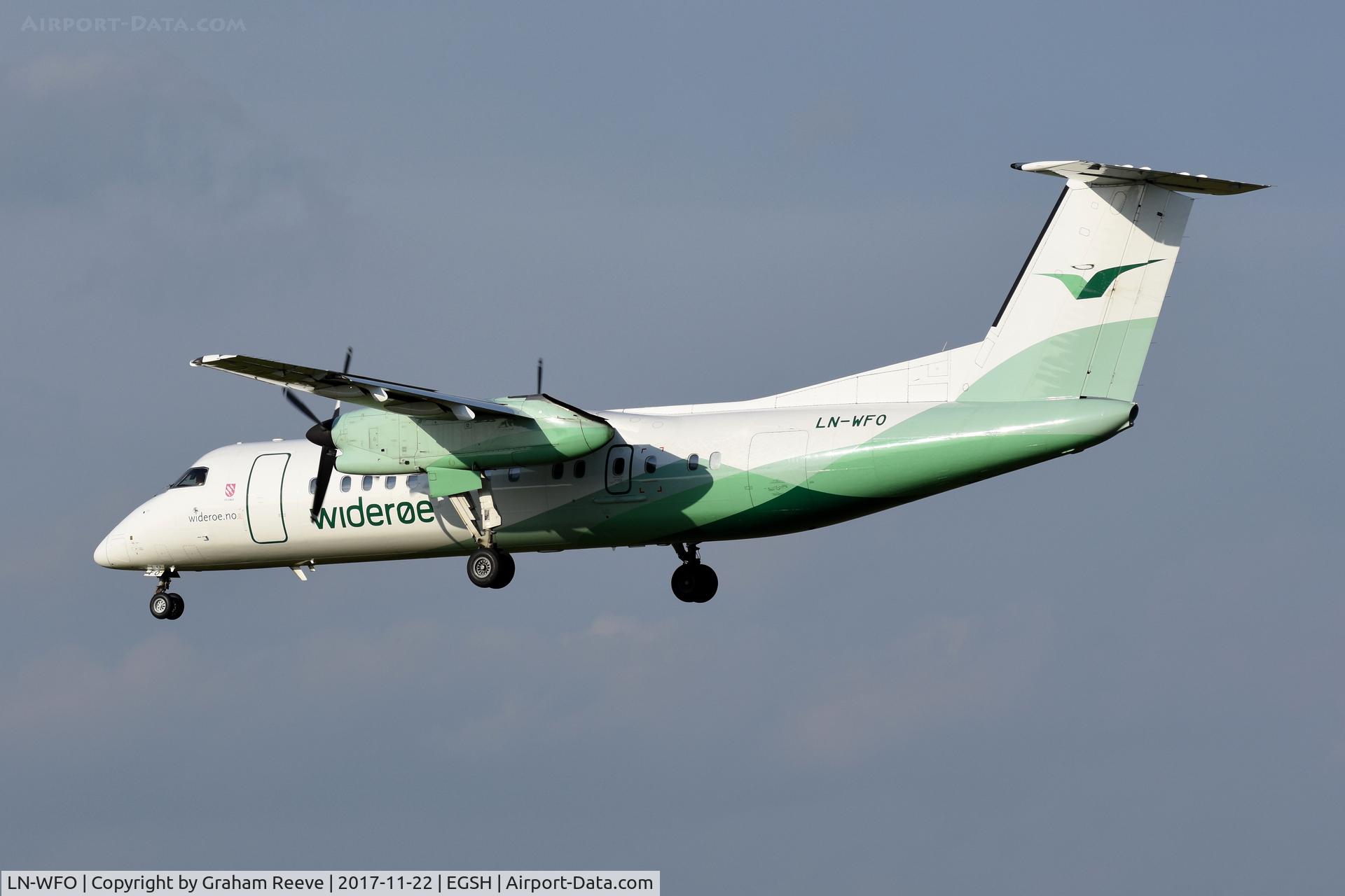 LN-WFO, 1997 De Havilland Canada DHC-8-311Q Dash 8 C/N 493, Landing at Norwich.