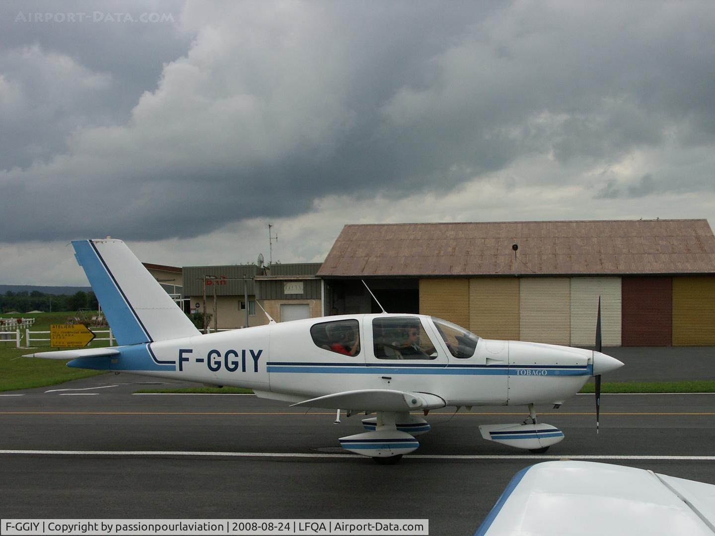 F-GGIY, Socata TB-10 Tobago C/N 906, With initial color scheme