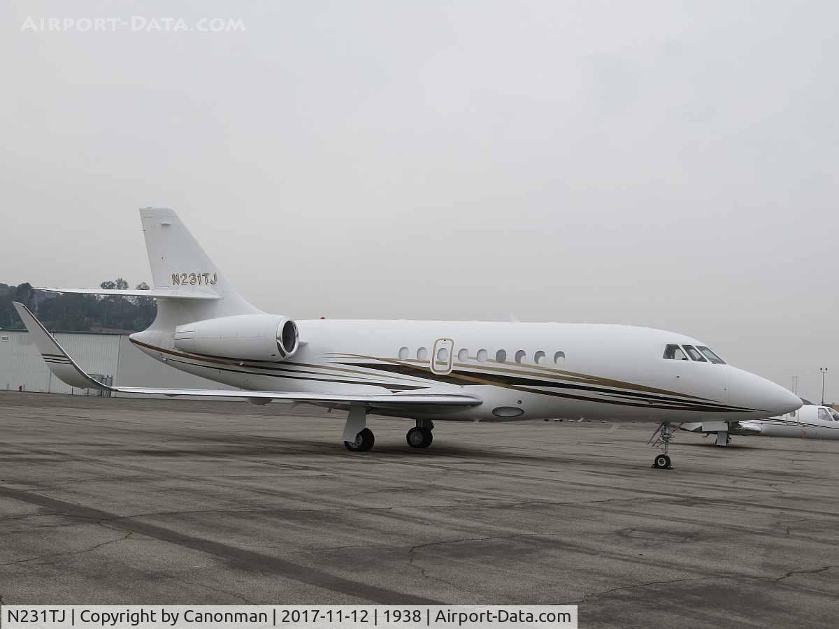 N231TJ, 2014 Dassault Falcon 2000LXS C/N 273, Parked