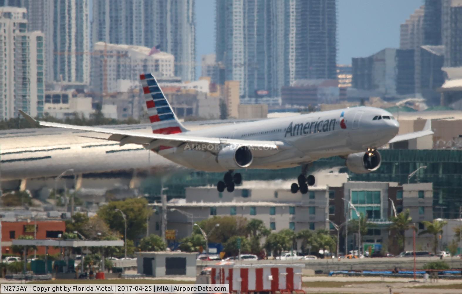N275AY, 2000 Airbus A330-323 C/N 0370, American