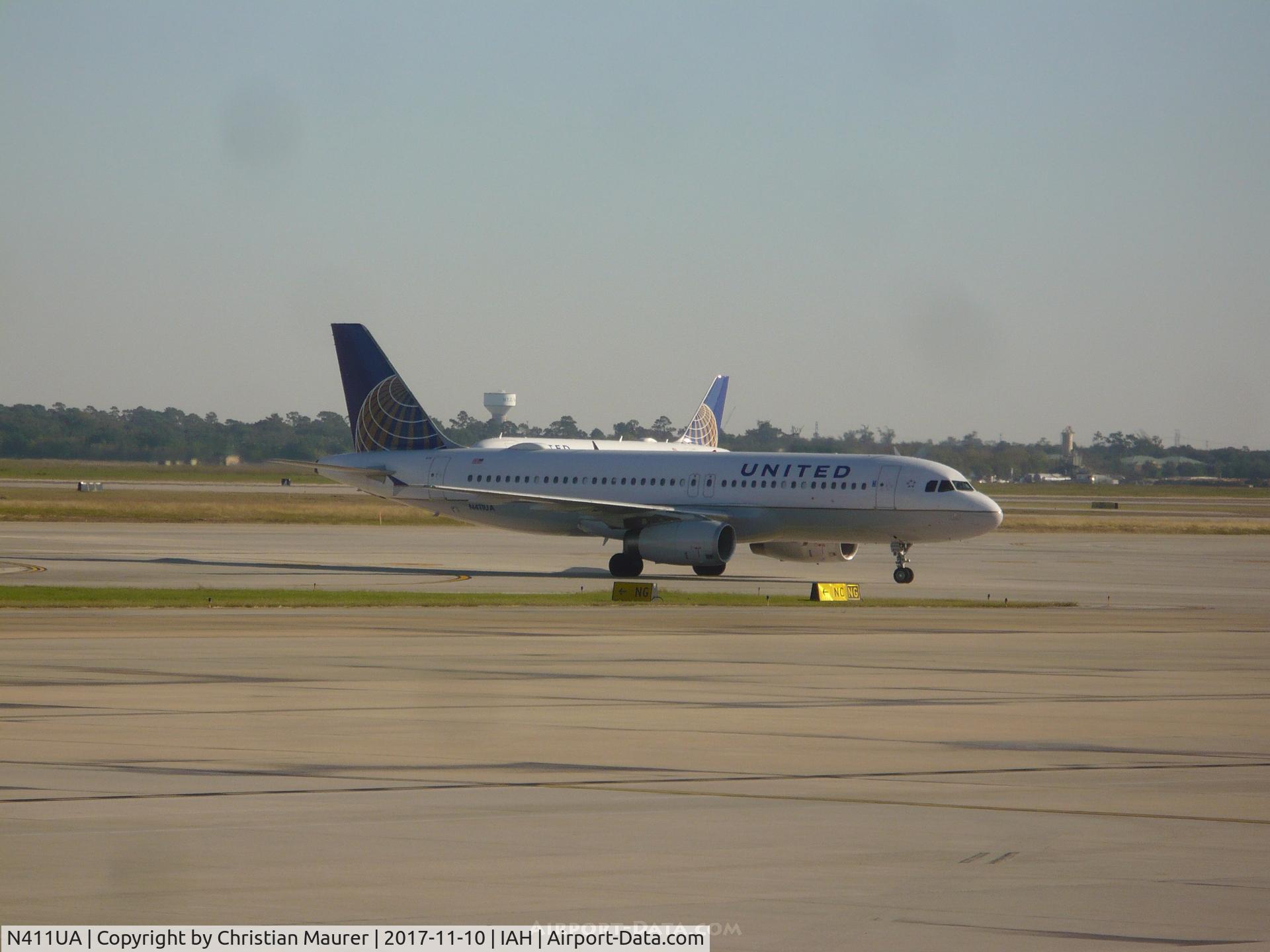 N411UA, 1994 Airbus A320-232 C/N 464, Airbus A320