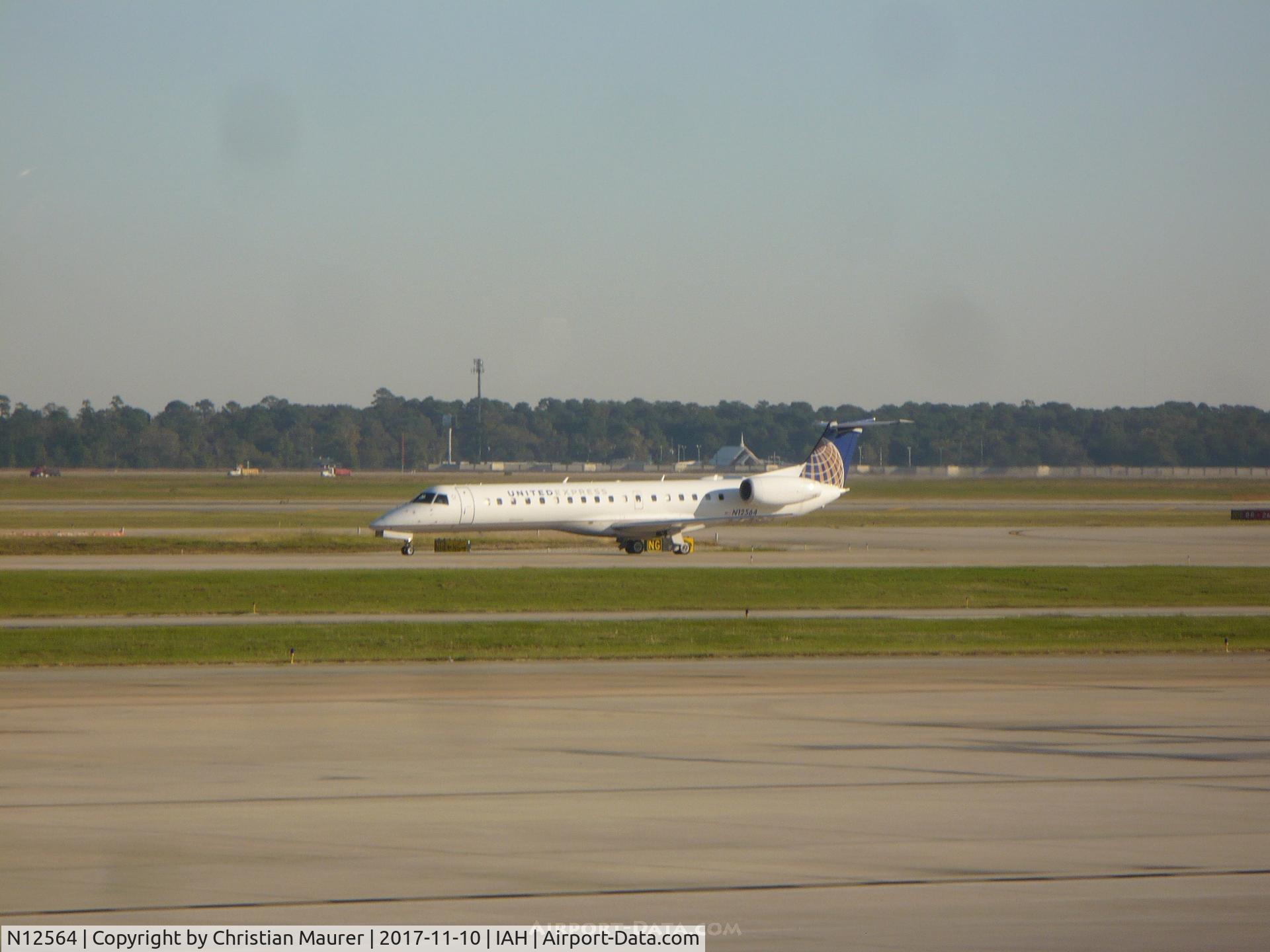 N12564, 2002 Embraer ERJ-145LR (EMB-145LR) C/N 145618, ERJ-145LR