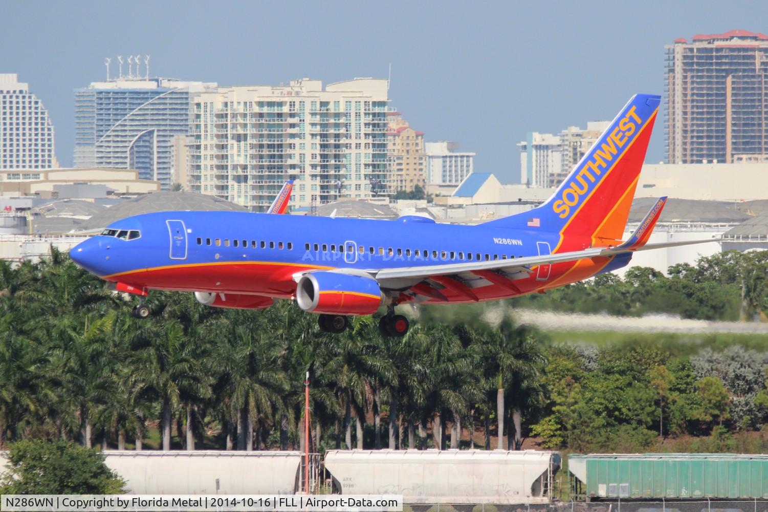 N286WN, 2004 Boeing 737-7H4 C/N 32471, Southwest