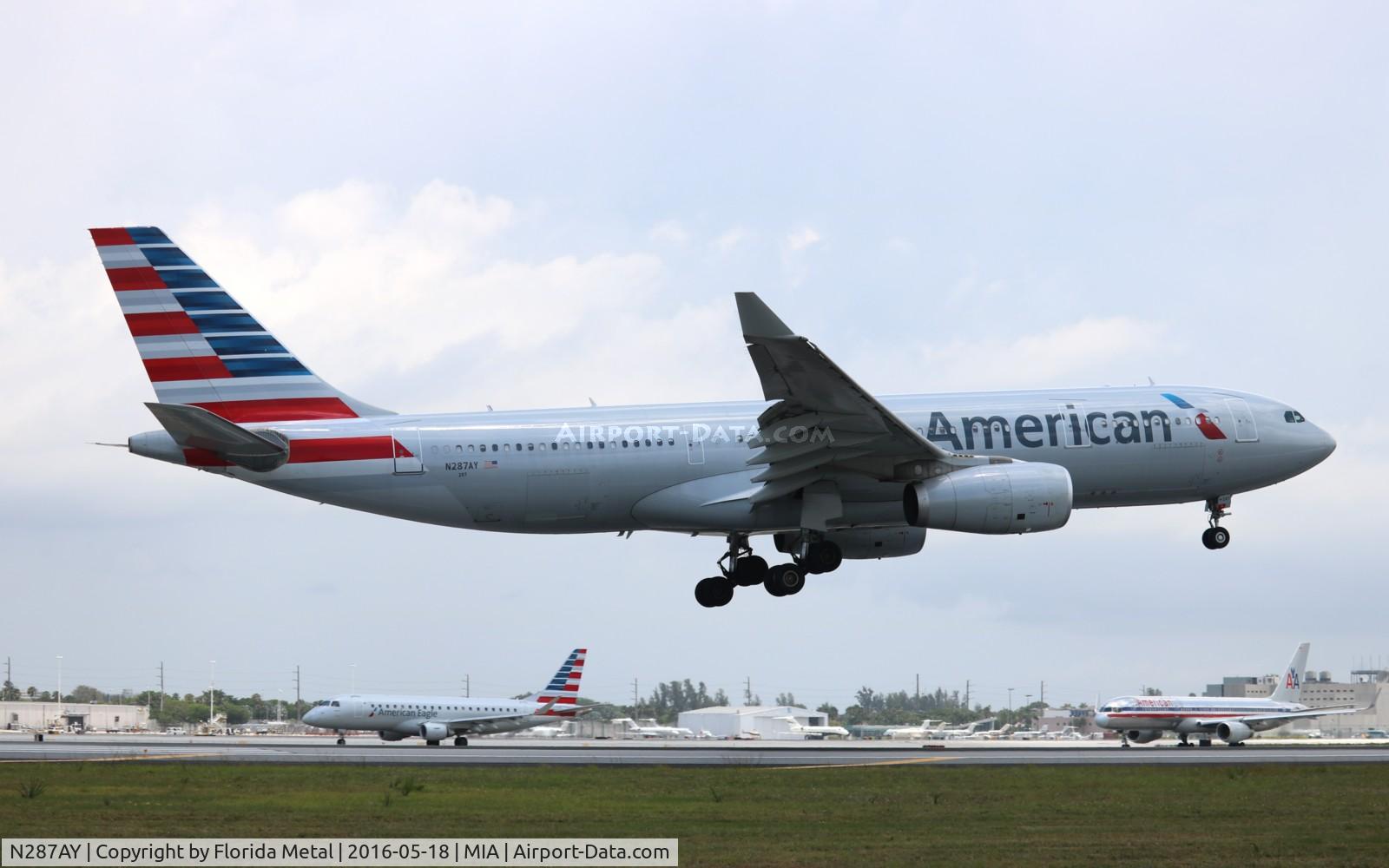 N287AY, 2013 Airbus A330-243 C/N 1417, American