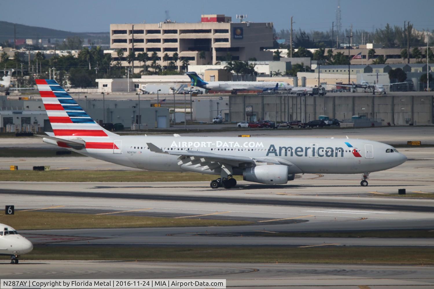 N287AY, 2013 Airbus A330-243 C/N 1417, American