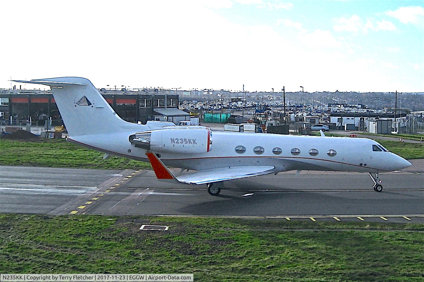 N235KK, 2001 Gulfstream Aerospace G-IV C/N 1458, At London Luton