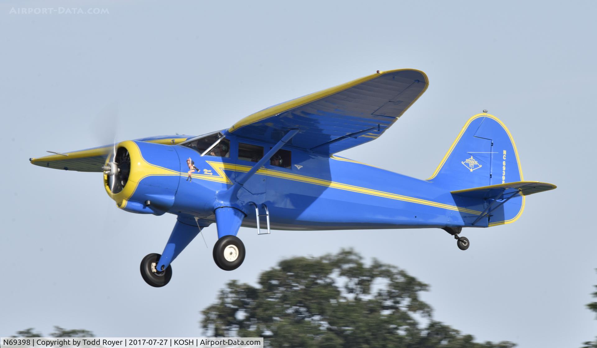N69398, 1944 Stinson V77 Reliant C/N 77-293, Airventure 2017