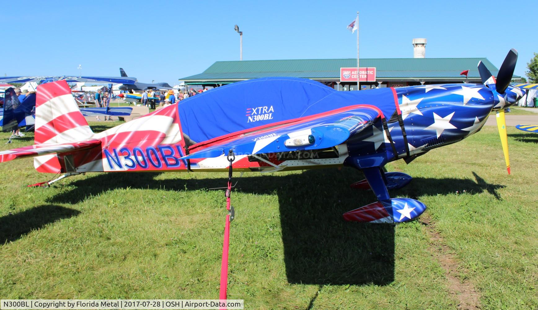 N300BL, 1994 Extra EA-300 C/N 056, Extra 300