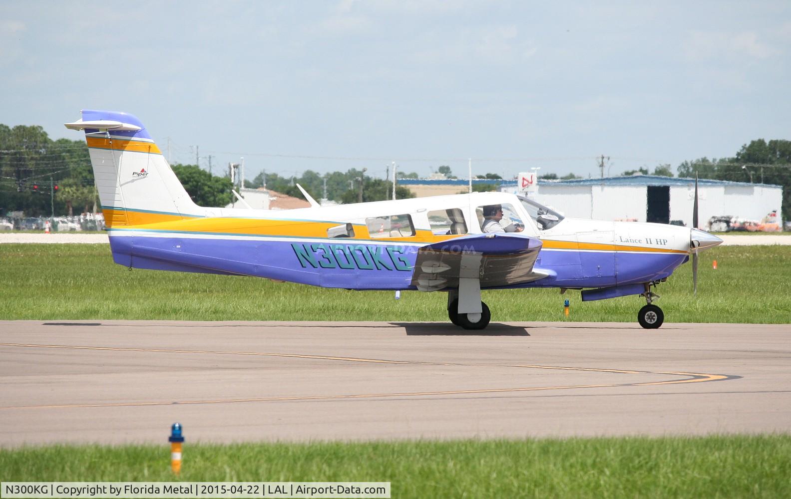 N300KG, 1978 Piper PA-32RT-300 Lance II C/N 32R-7985040, Lance II