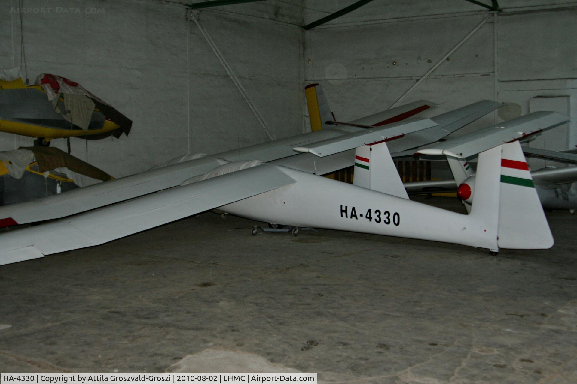 HA-4330, 1975 PZL-Bielsko SZD-30 Pirat C/N S-03.27, Miskolc Airport, Hungary